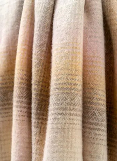 Pink Sands Check Lambswool Throw 